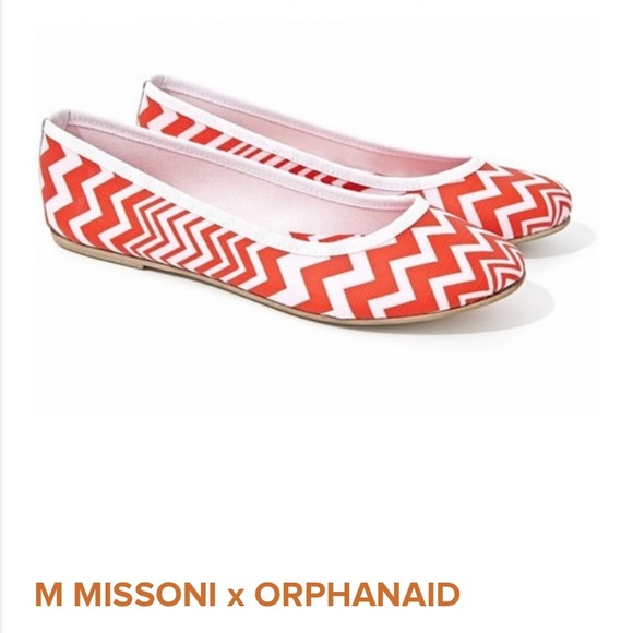 Missoni Shoes - 🎉Missoni chevron flats size 9 NWOT